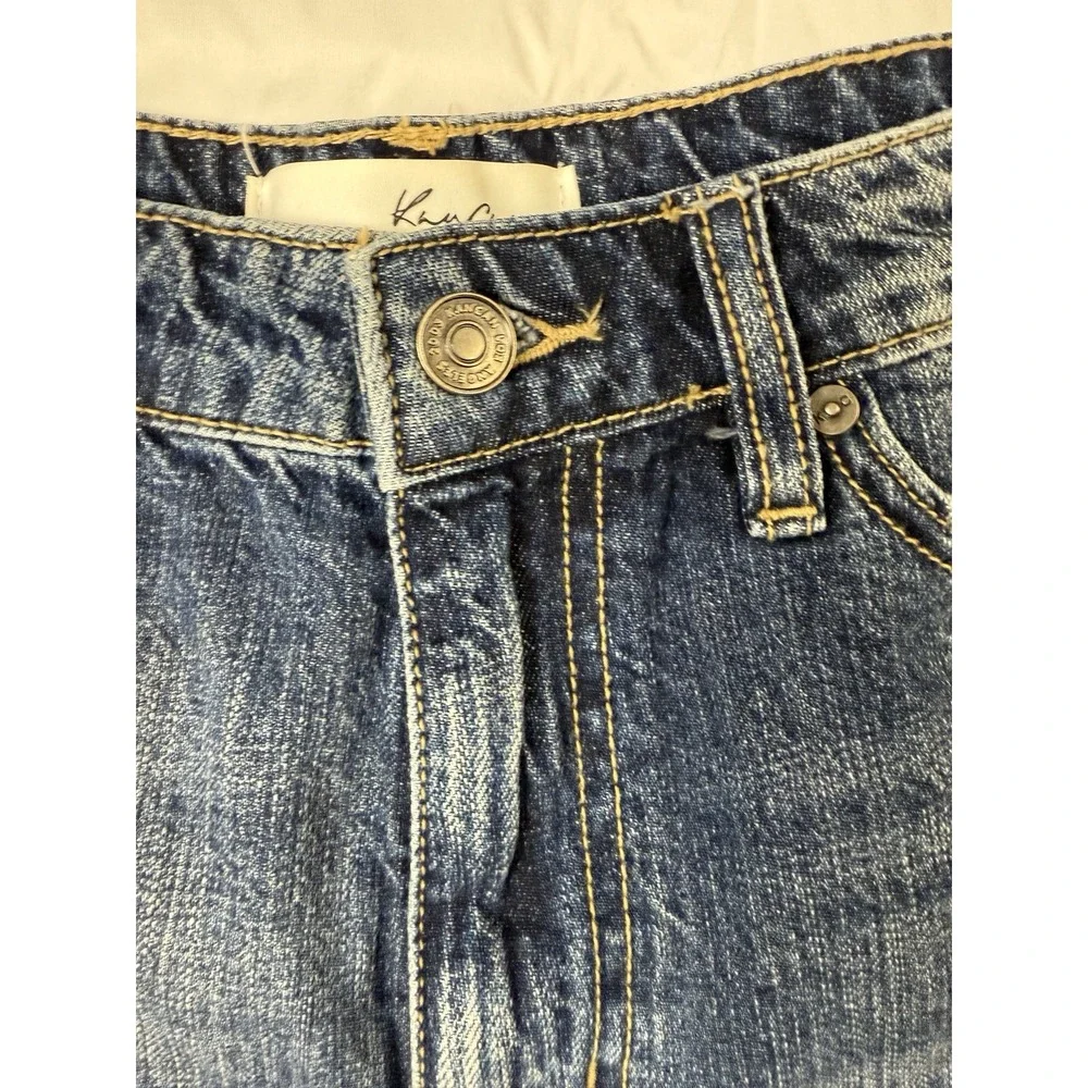 Kancan Distressed High Rise Frayed Hem Relaxed Denim Shorts 7/27 Women's Shorts - Picture 4 of 9